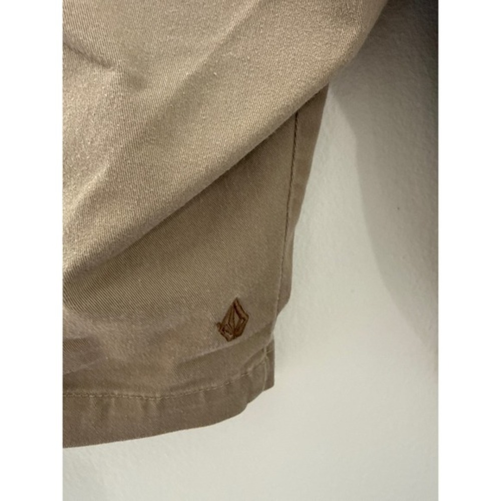 Volcom Men's Chino Corpo Class Shorts Size 33 10" Inseam Khaki Skateboarding - Picture 5 of 6